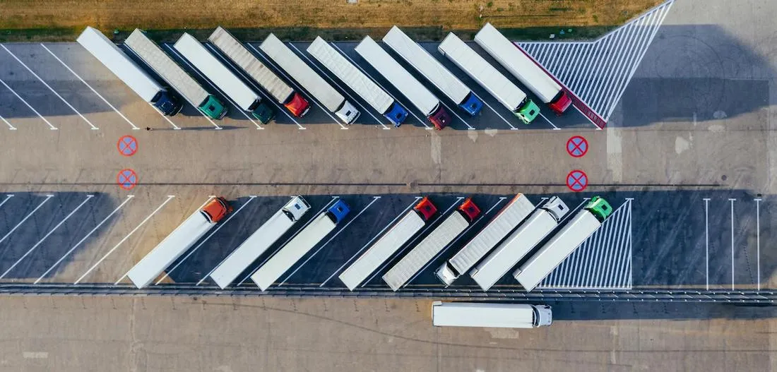 Photo of a fleet of delivery vehicles to help describe what is modern distribution management